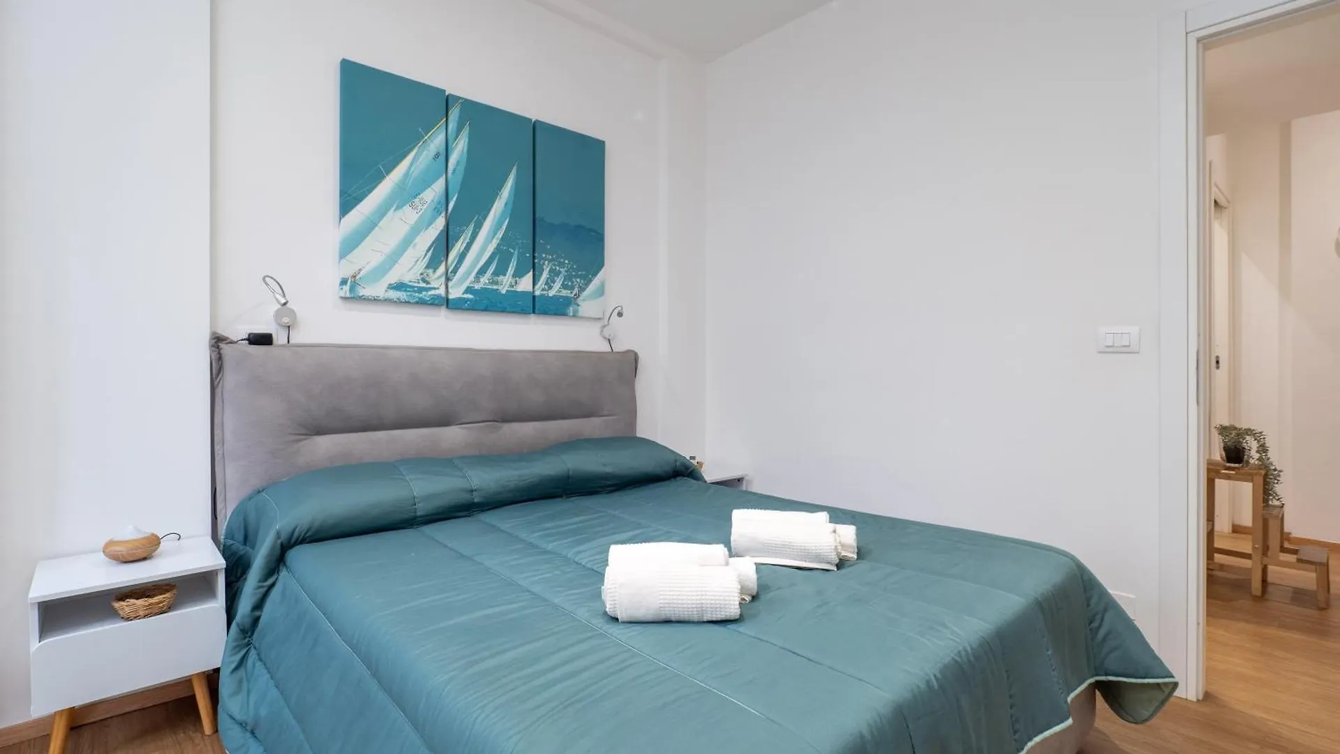 Milano 5 Guests - Modern Apt With Balcony Apartment Milan